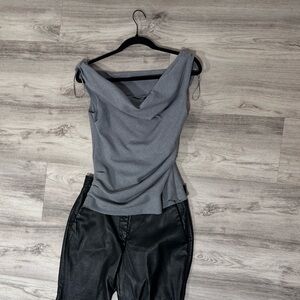 Aritzia top with side zipper size m
Aritzia llether pants size 8